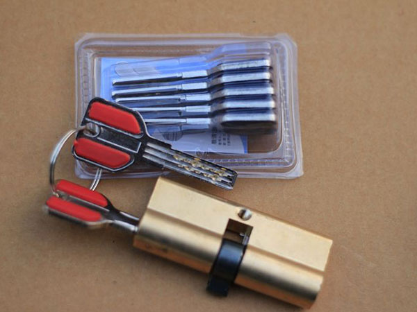 海棠24小时上门开锁公司